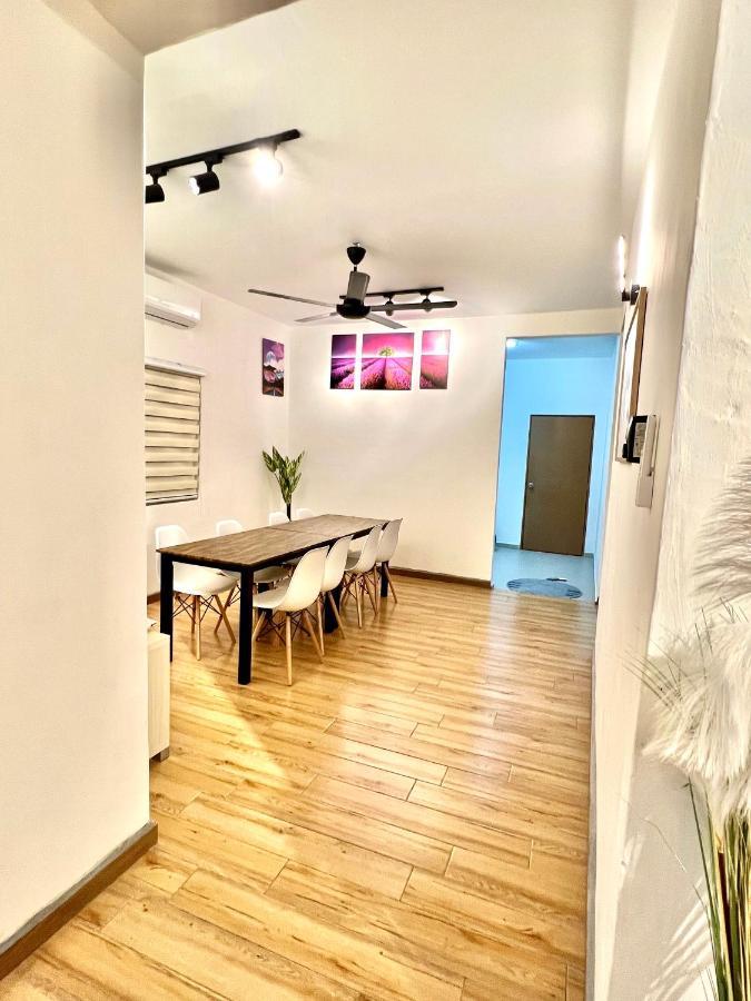 Raees Homestay Kampong Tanjong Minyak Екстер'єр фото